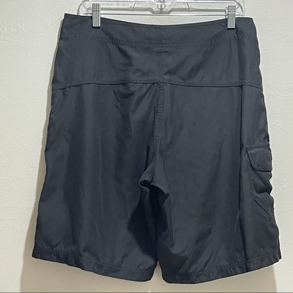 HURLEY Men's Black Board Shorts Swimsuit Cargo Pocket 10” Inseam - Picture 2 of 7